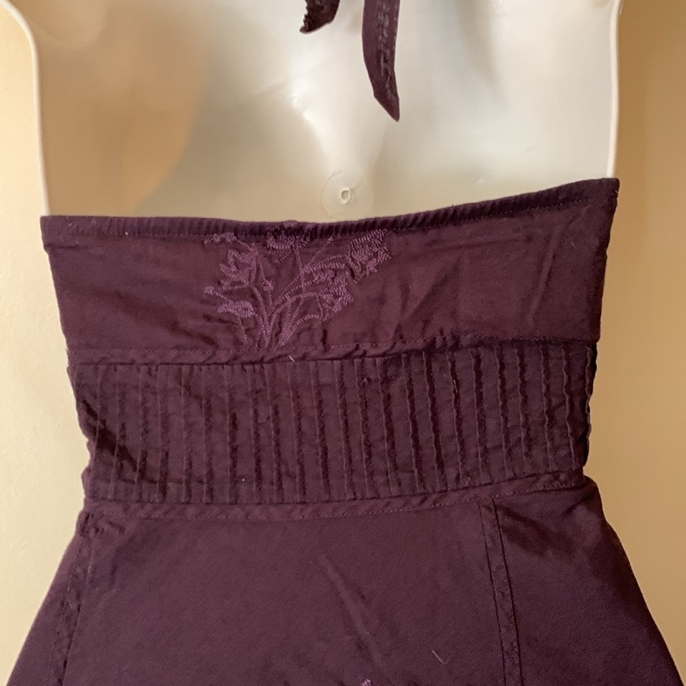 Express deep plum color embroidered halter dress size 4 - Picture 6 of 11